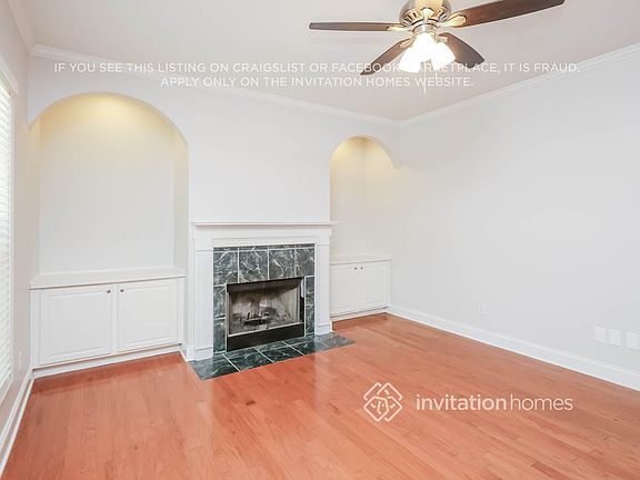 3rd image of 532 Suwanee Oaks Dr