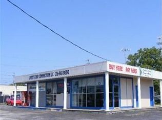 3855 Ridge Rd, Cleveland, OH 44144