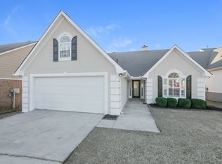 15 Fairway Ct, Newnan, GA 30265