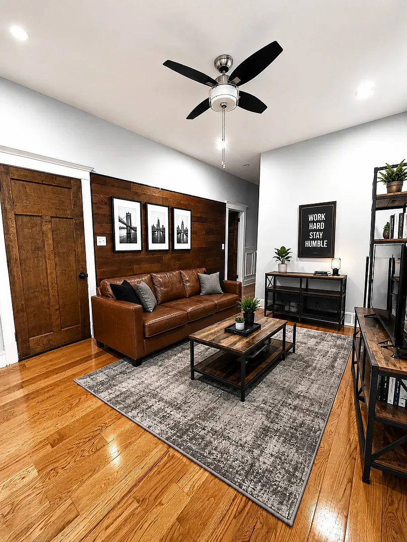 2 bed, 1300 sqft, $1,950 — Photo 2
