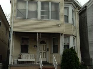 1030 Flora St, Elizabeth, NJ 07201