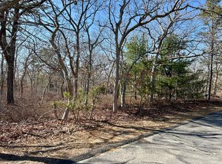 72 Windsor Dr, Edgartown, MA 02539