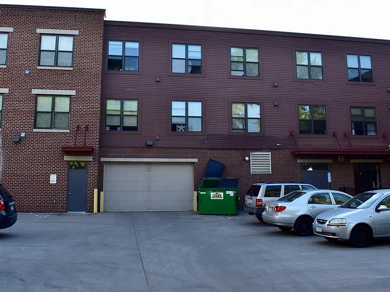 Winnipeg Apartments — Photo 20