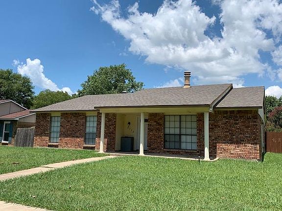 3rd image of 4758 Wagner Dr