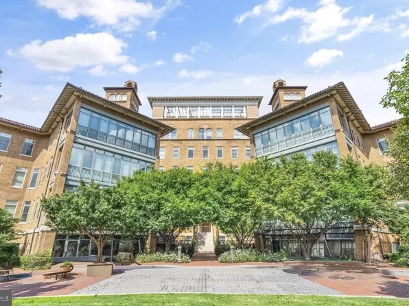 2425 L St NW #839, Washington, DC 20036