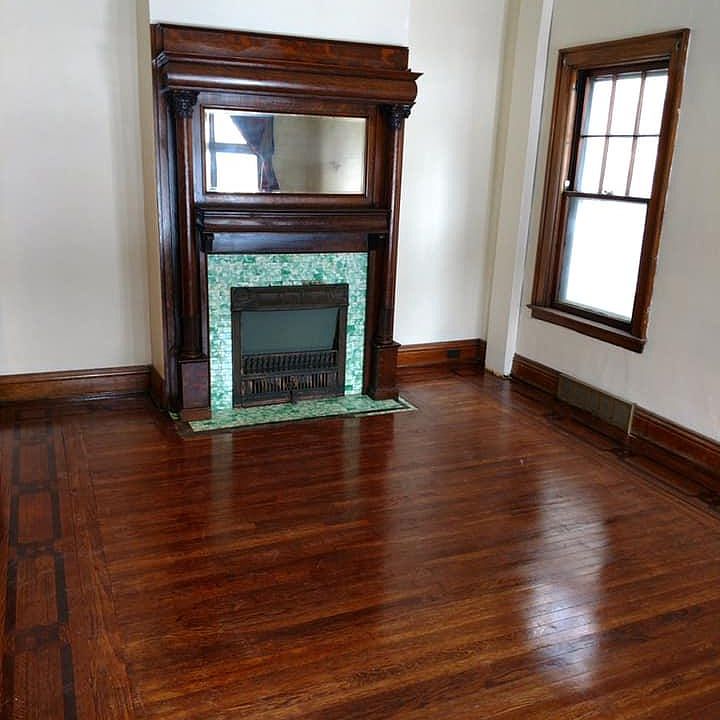 1st image of 159 Oxford Ave