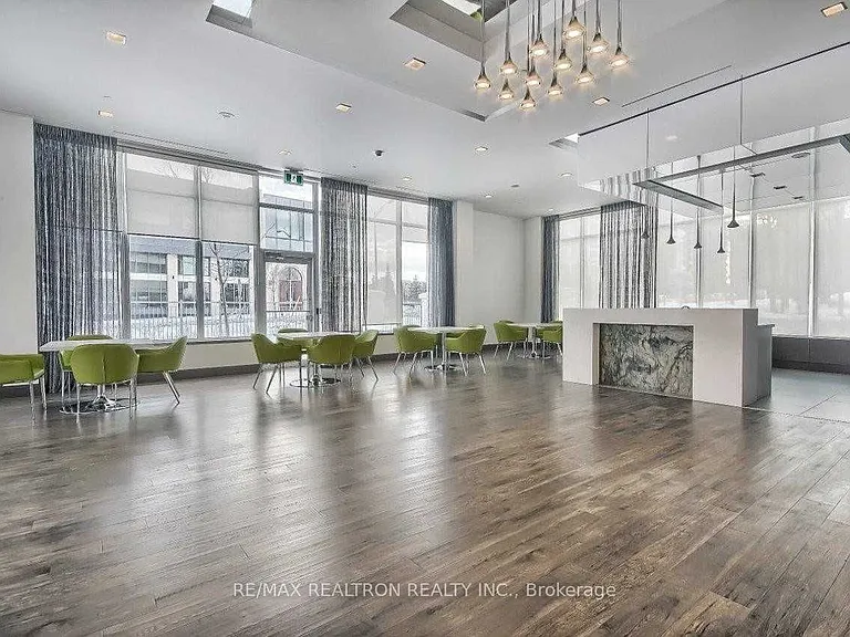 7890 Bathurst St #912 — Photo 17