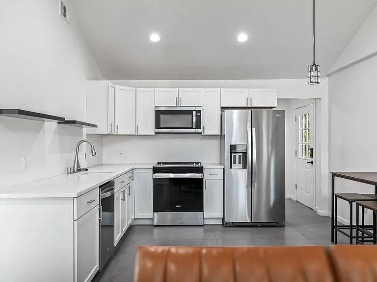 3528 Marquita Dr — Photo 10