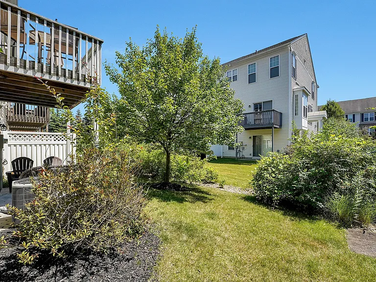 4131 Kinnia Dr — Photo 21