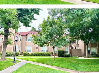 8153 N Cedar Ave APT 208, Fresno, CA 93720