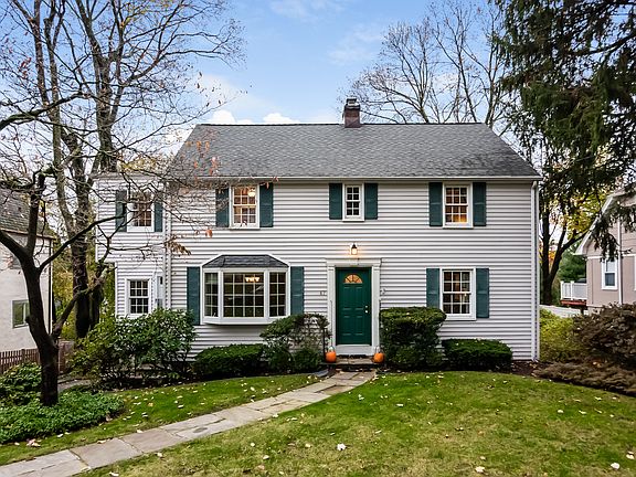 3rd image of 67 Holland Pl