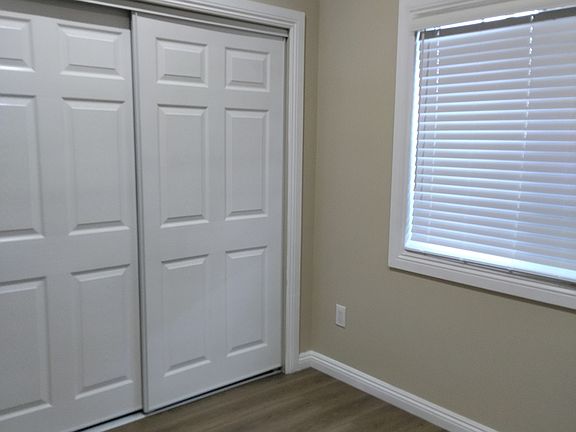 5th image of 1563 Dawley Ave