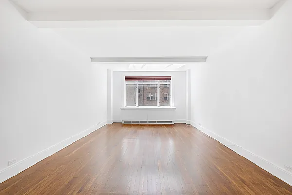 Rented by Compass | media 10