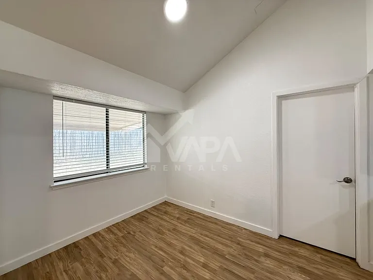 4900 Timber Trce — Photo 11