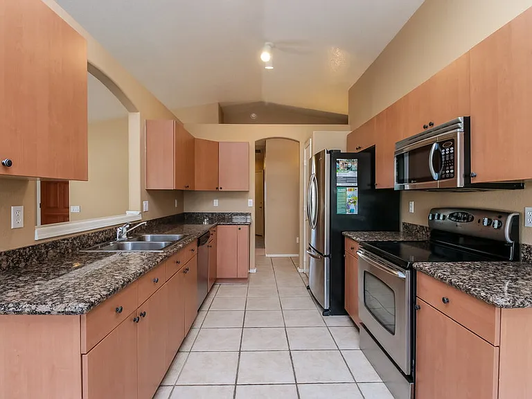 146 W Melody Ct — Photo 7