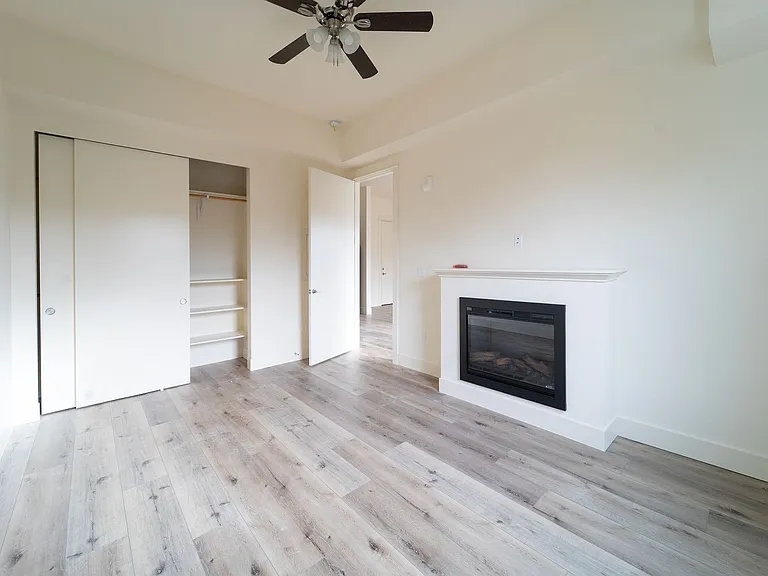 Capitol Hill Apartments — Photo 122