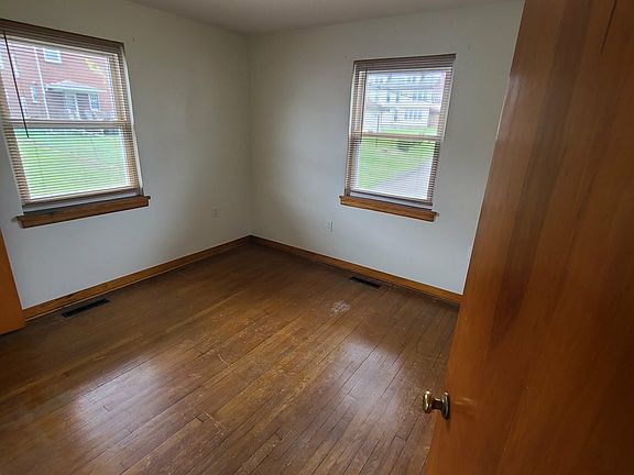 5th image of 605 Ohio Ave #1/2