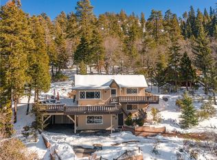 945 Knickerbocker Rd, Big Bear Lake, CA 92315