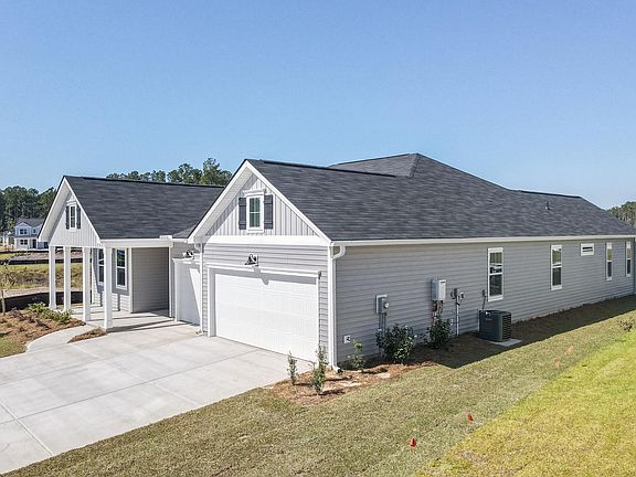 Brand New Construction home, never lived in!