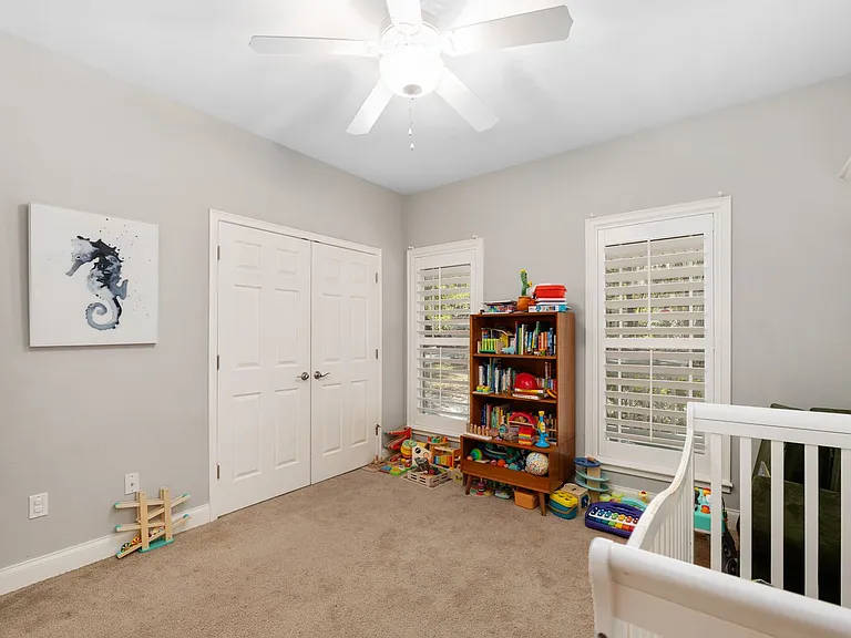 3773 SW 21st Dr — Photo 35