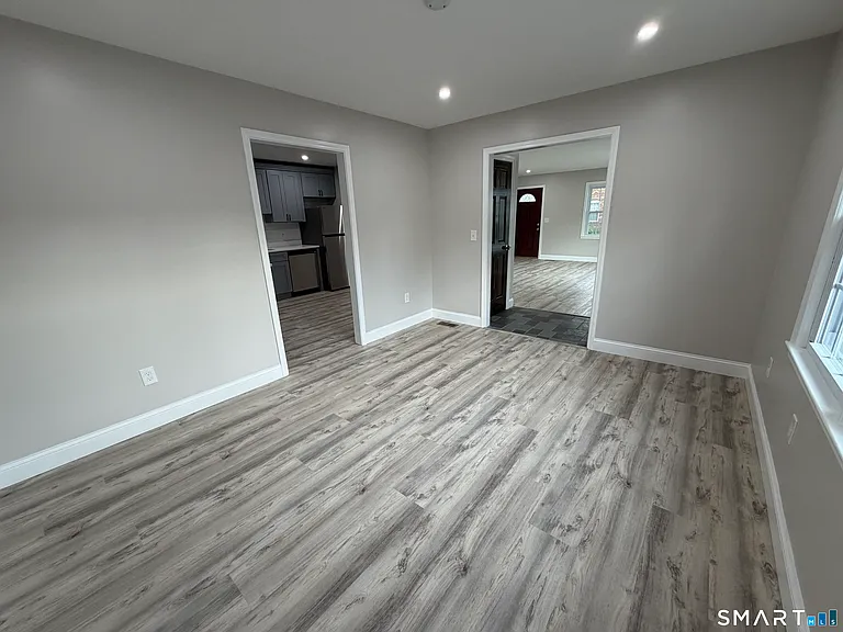 56 Janet Cir #7 — Photo 7