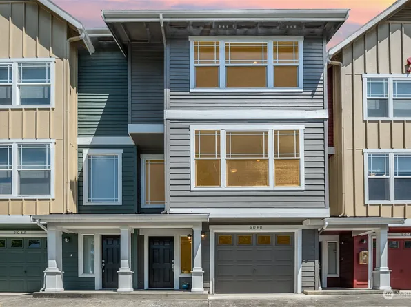 9080 162nd Place NE #2202, Redmond, WA 98052