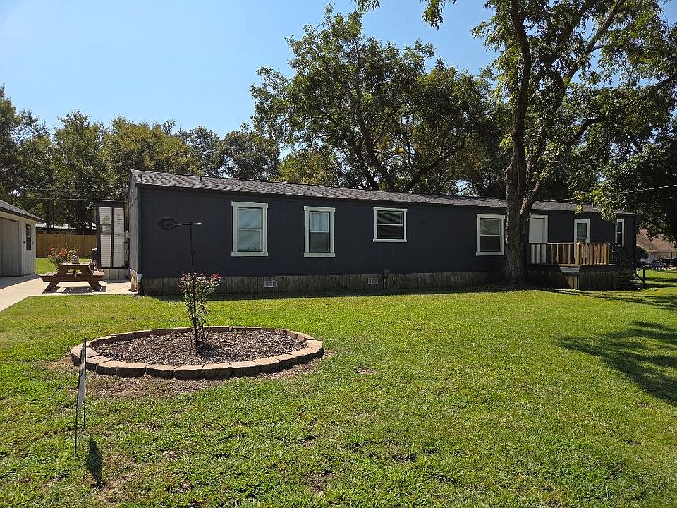 1st image of 2483 Waterwood Dr