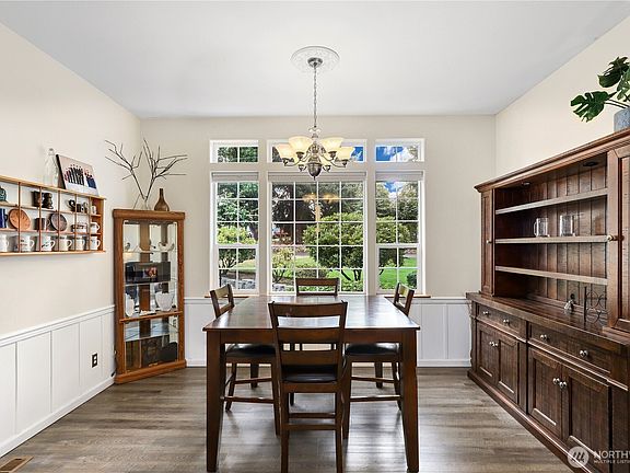 5th image of 2307 16th Avenue