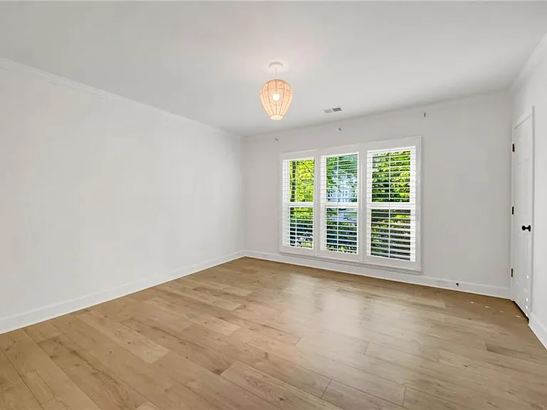 1055 Downing Ct NE — Photo 26