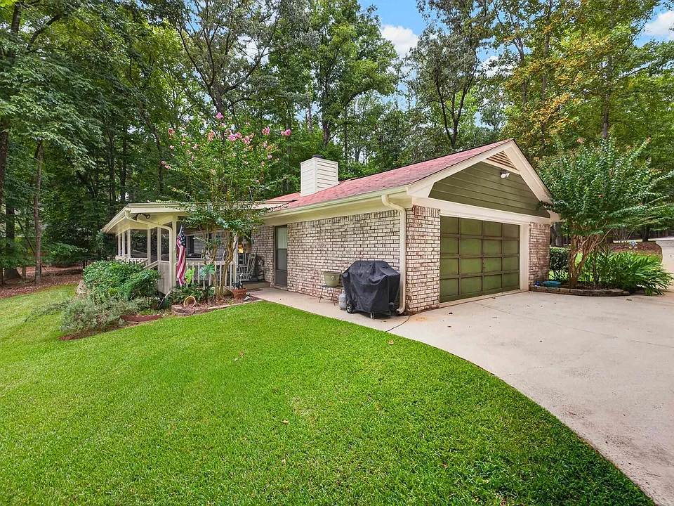 1280 Buckhead Dr