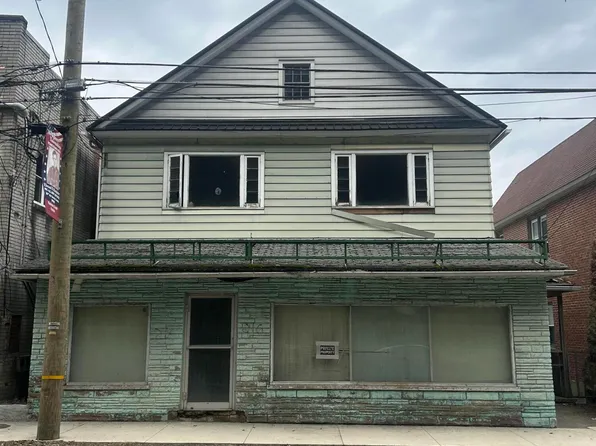 216 E Main St, Glen Lyon, PA 18617