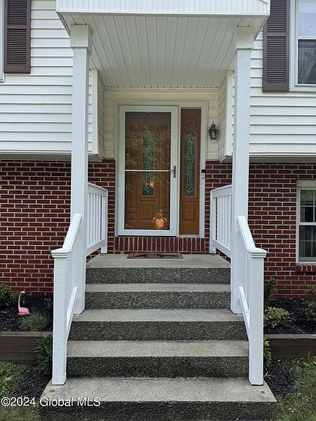 2nd image of 15 Dunleer Drive