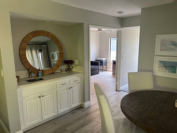 Dining area, Wet Bar and office/bedroom with bathroom