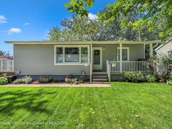 2047 Phillips Ave, Holt, MI 48842