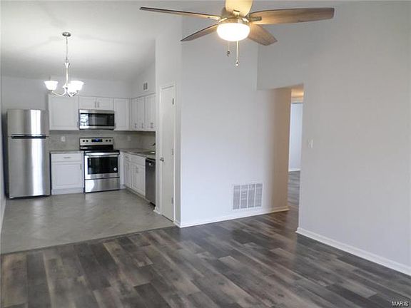 5th image of 5281 Cricket Glen Ct APT G