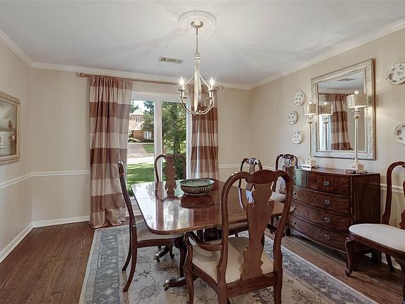 5th image of 9025 Bridgetowne Cv