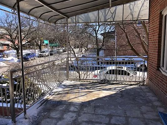 4th image of 63192 Alderton St