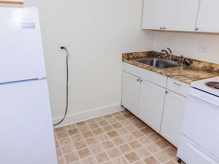 101 Carrollton Terrace — Photo 7