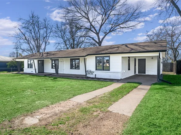 476 S Ellinger Rd, La Grange, TX 78945