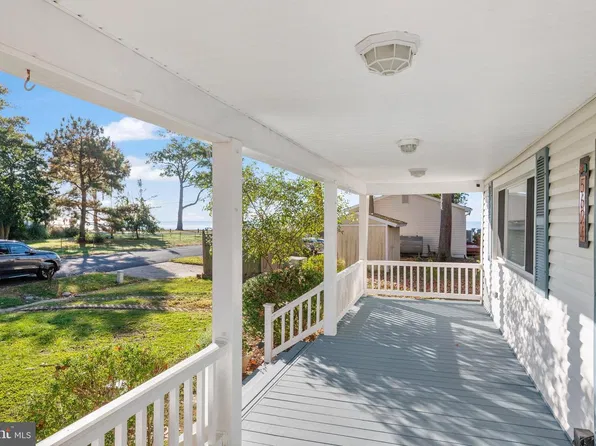 5624 Carvel St, Churchton, MD 20733