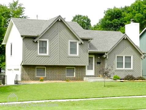 2nd image of 5818 SW 17th St