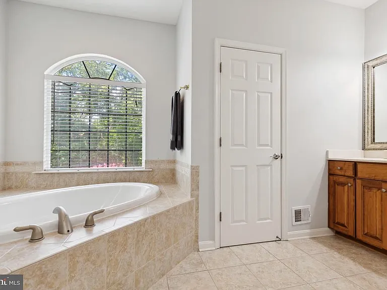 17205 Dewpoint Pl — Photo 28
