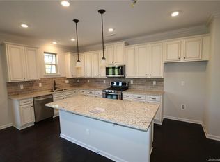 785 Oak Manor Dr SE, Concord, NC 28025