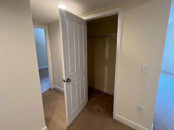 3rd image of 1220 N Fillmore St Unit 711