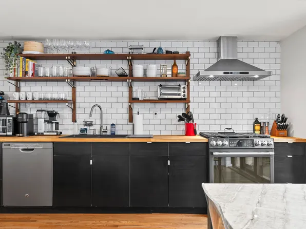 649 De Kalb Avenue image 14 of 29