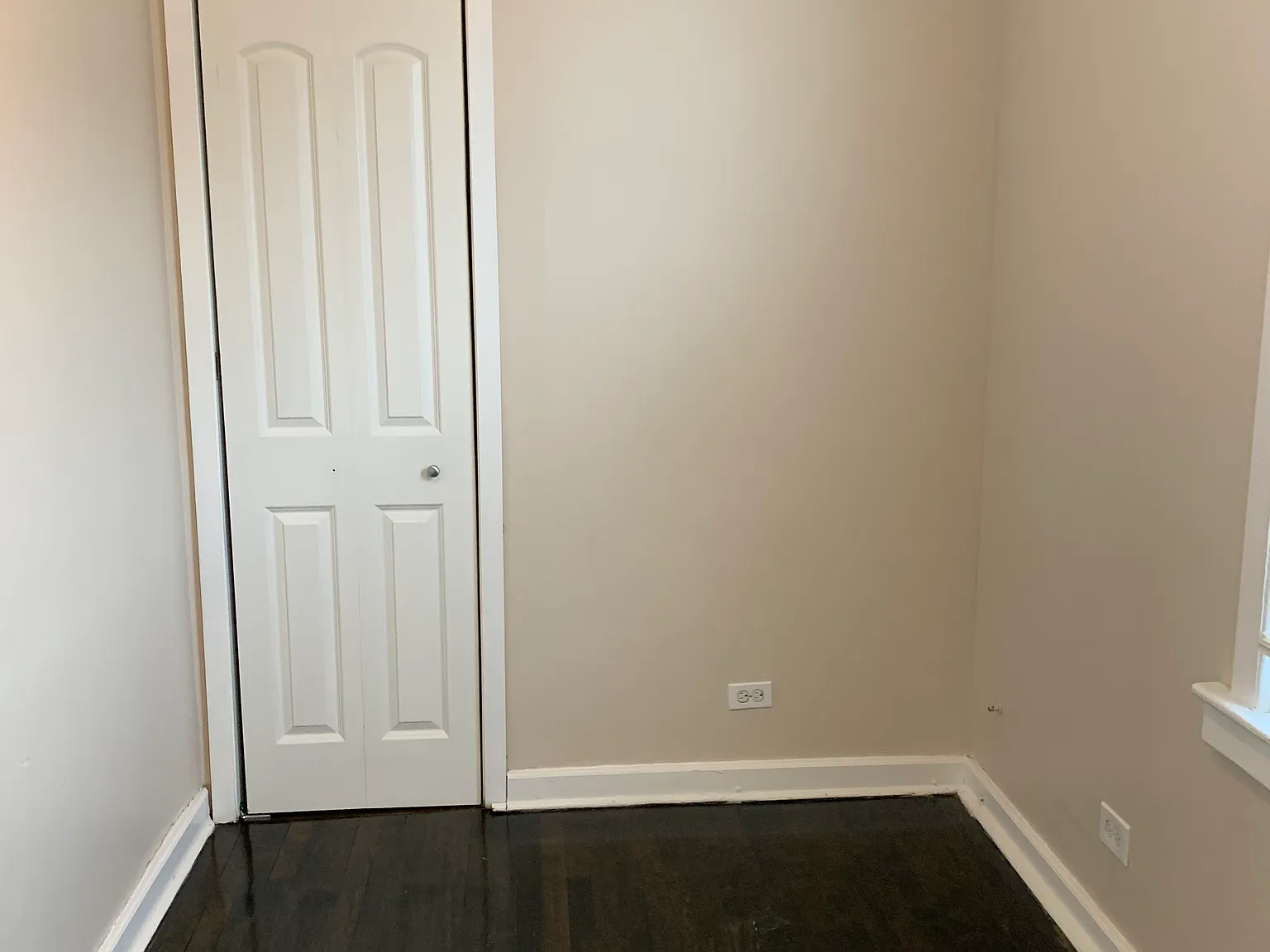 4623 South Whipple Street — Photo 3