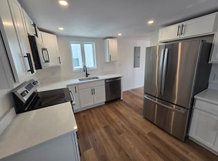 10 Rantoul St #1, Beverly, MA 01915