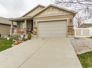 939 E Sam Cir, Clearfield, UT 84015