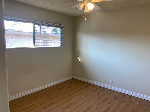 BEDROOM - ANOTHER VIEW