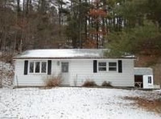 649 N Easton Belmont Pike, Stroudsburg, PA 18360